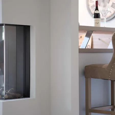 بيت للعطل Maro زنغست